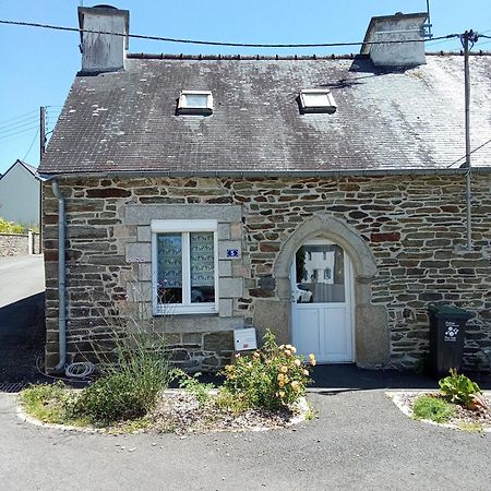 Ti An Traon Le Petit Gite En Coeur De Bretagne Carhaix-Plouguer Exteriér fotografie